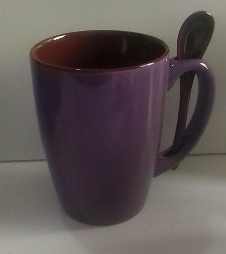 Tasse en céramique violet foncé garniture marron foncé