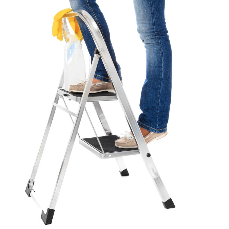 ESCABEAU 2 MARCHE PLIANT NOIR